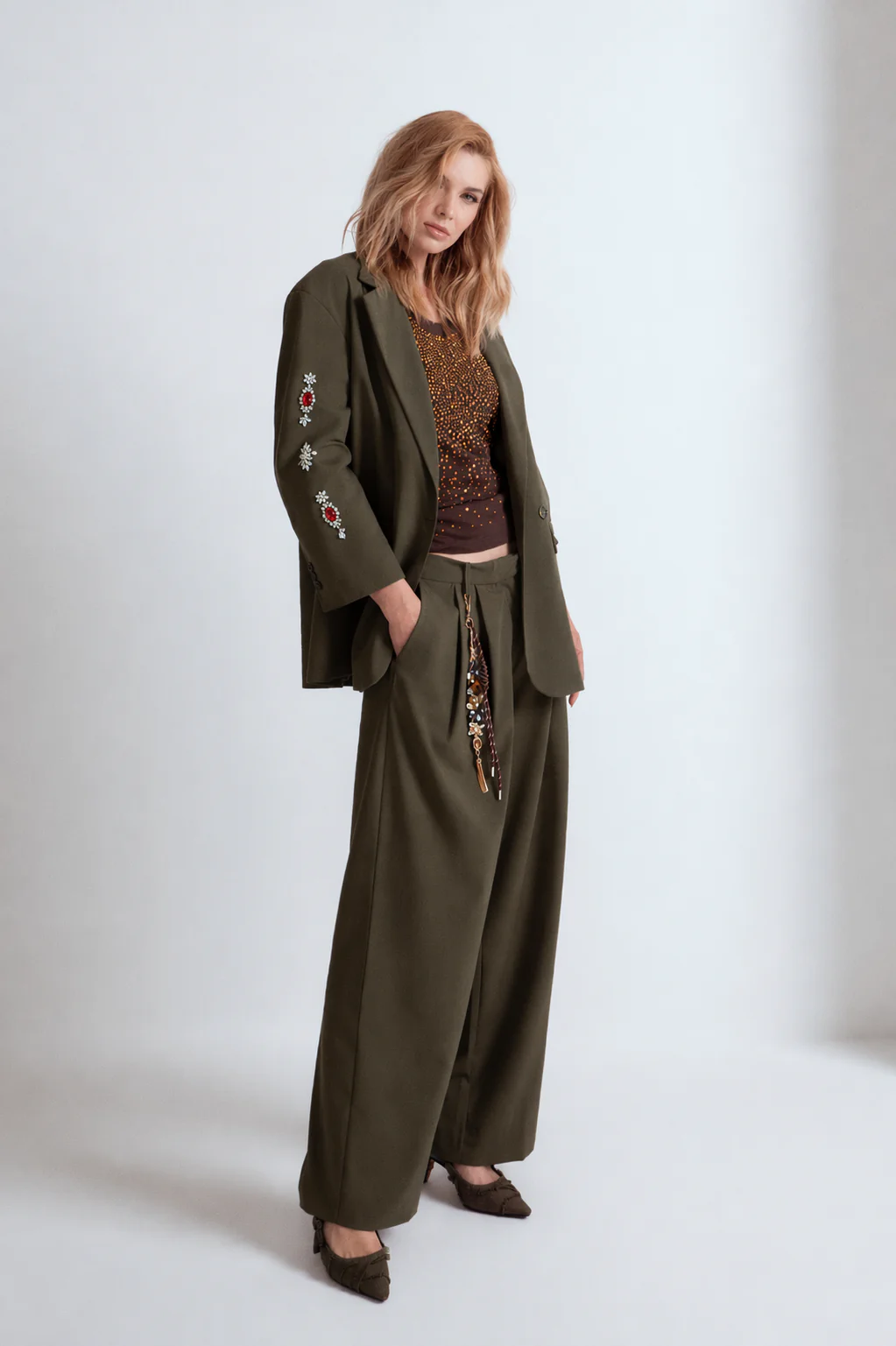 BLAZER OVERSIZE ANDRE' CON GIOIELLO - Image 3