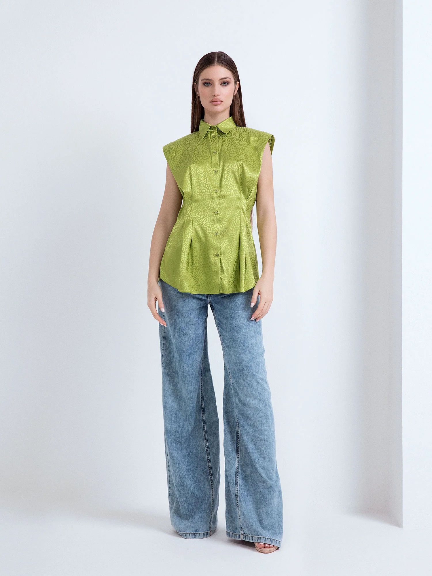 CAMICIA SFIANCATA CON SPALLINE