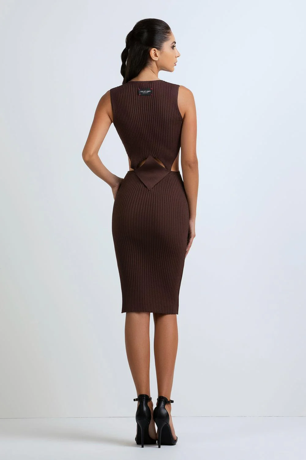 DAFNE ABITO CUT - Image 2