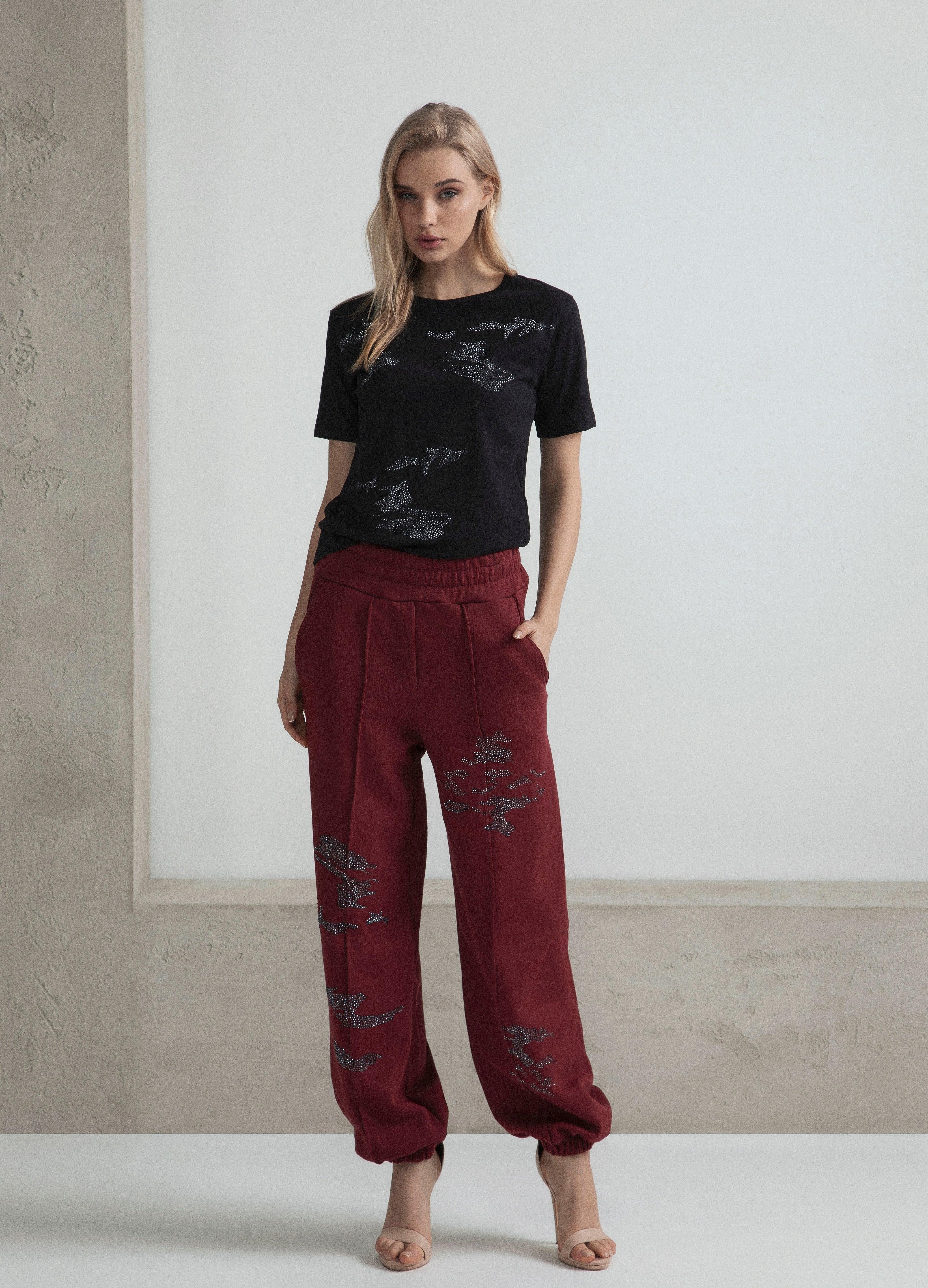 T‐SHIRT REGULAR FIT STRASS NERO CON MOTIVO MIMETICO